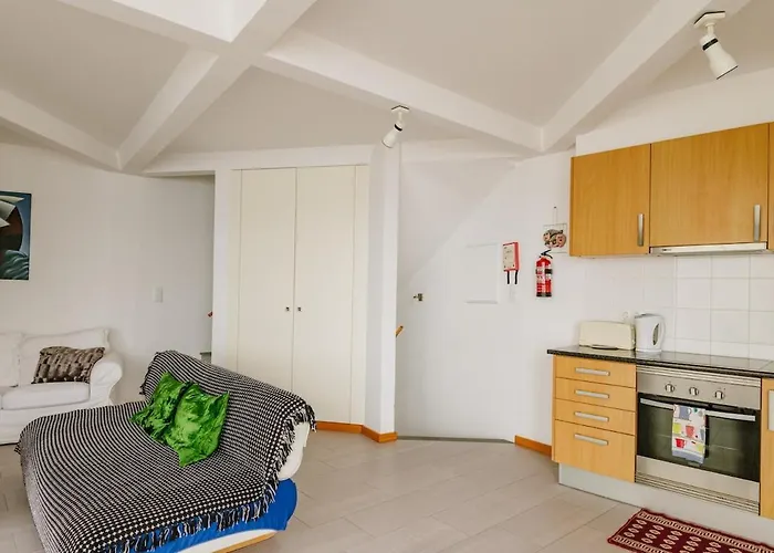 House! بيت للعطل *