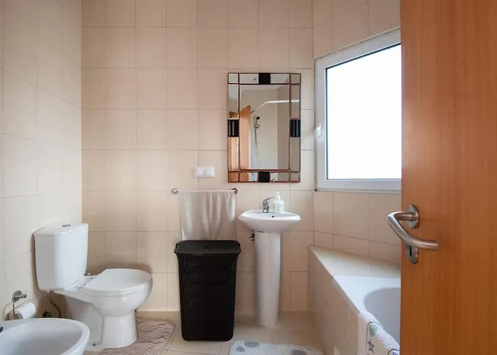 House! بيت للعطل